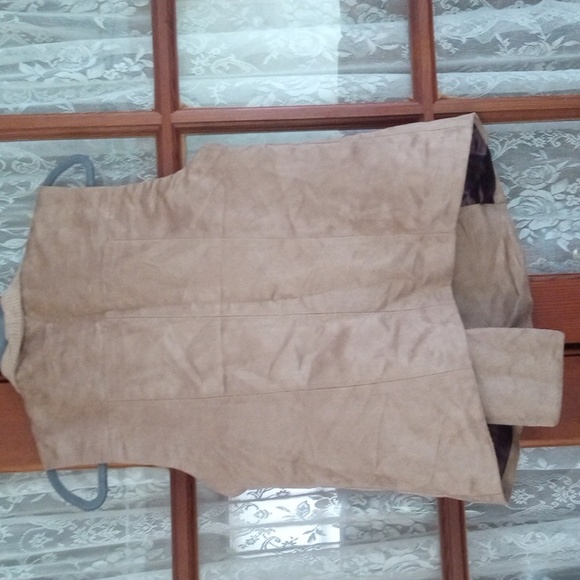 Kut from the Kloth vest size large - Picture 8 of 10